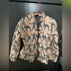 (NWT) Stylish quilted Beige and Gray Women's Jacket